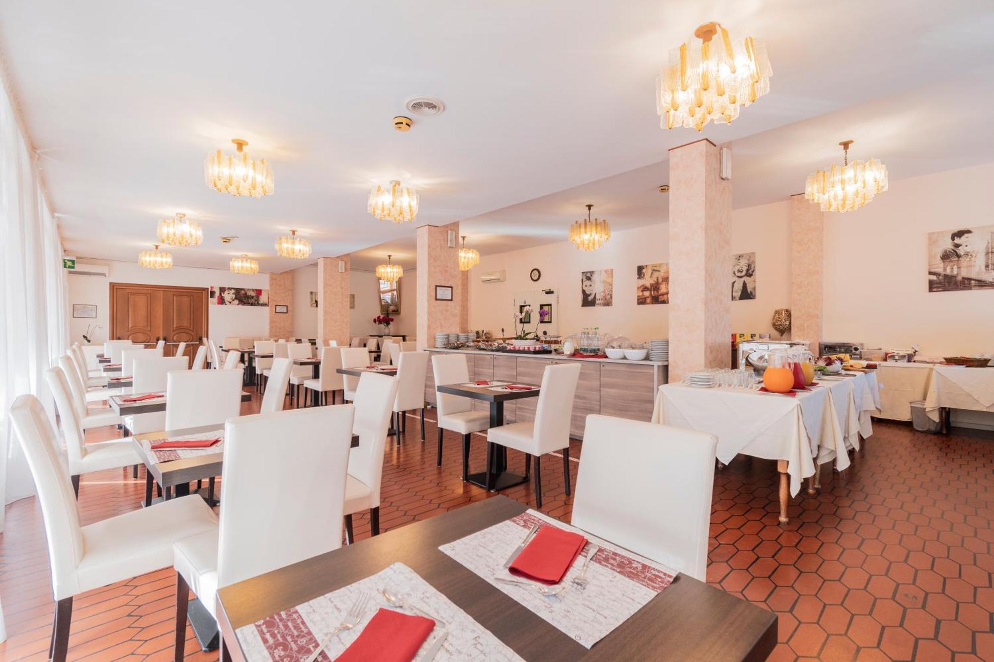 Hotel Gabrini Marina di Massa Dış mekan fotoğraf