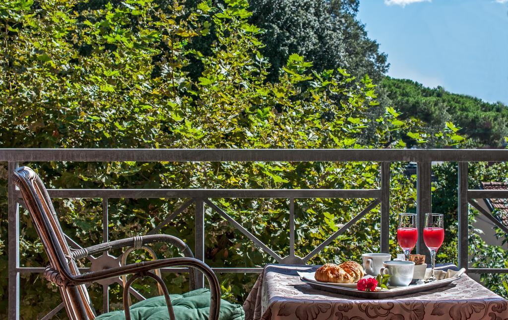 Hotel Gabrini Marina di Massa Dış mekan fotoğraf