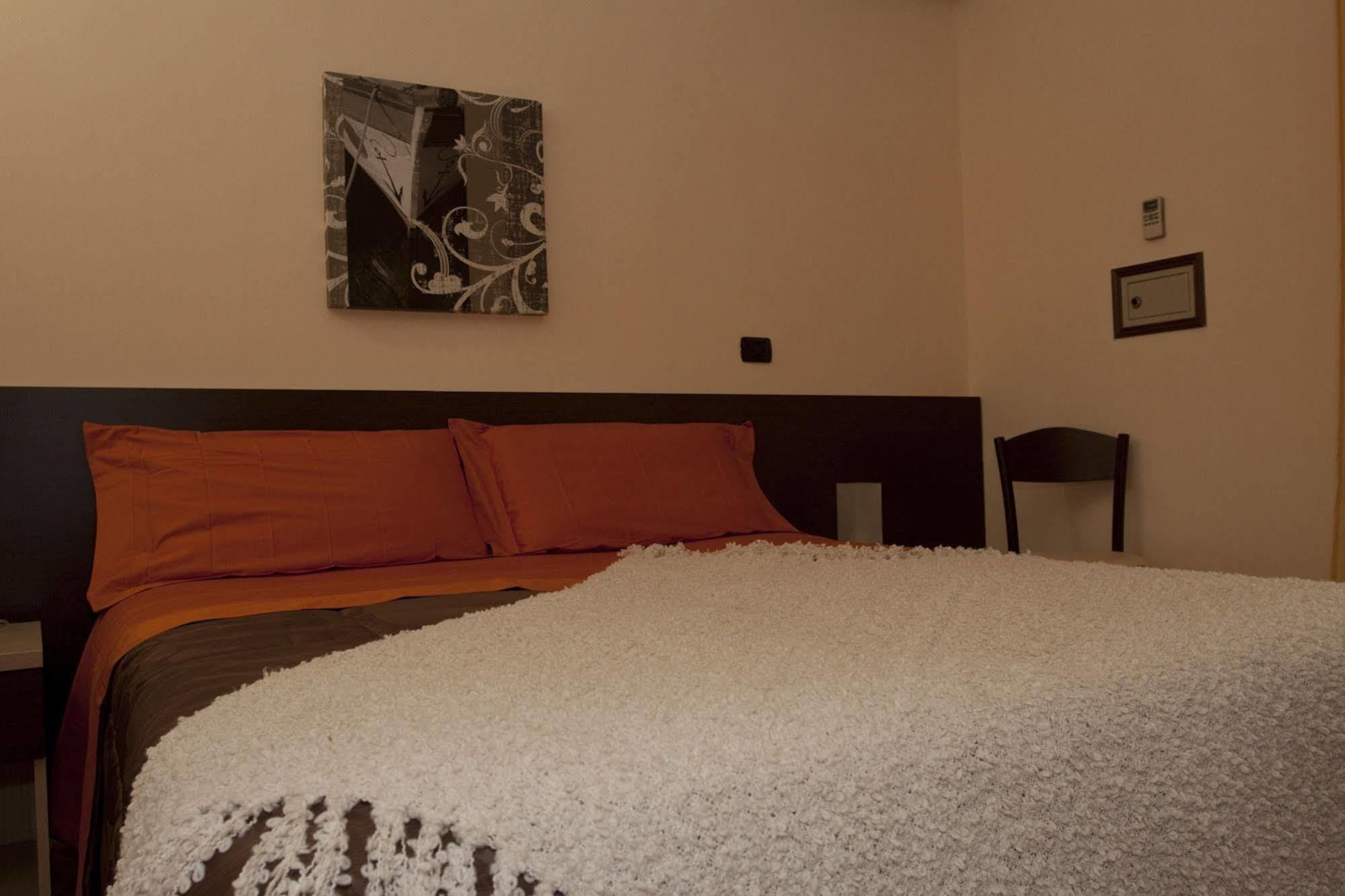 Hotel Gabrini Marina di Massa Dış mekan fotoğraf